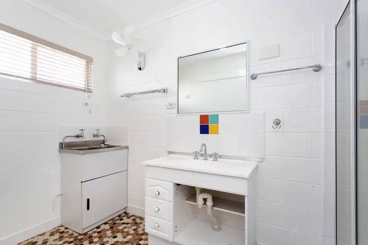 Sixth view of Homely unit listing, 1/3 Soule Street, Hermit Park QLD 4812