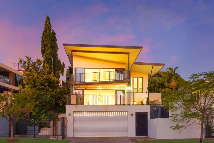 15 Cullen Bay Crescent, Cullen Bay NT 820