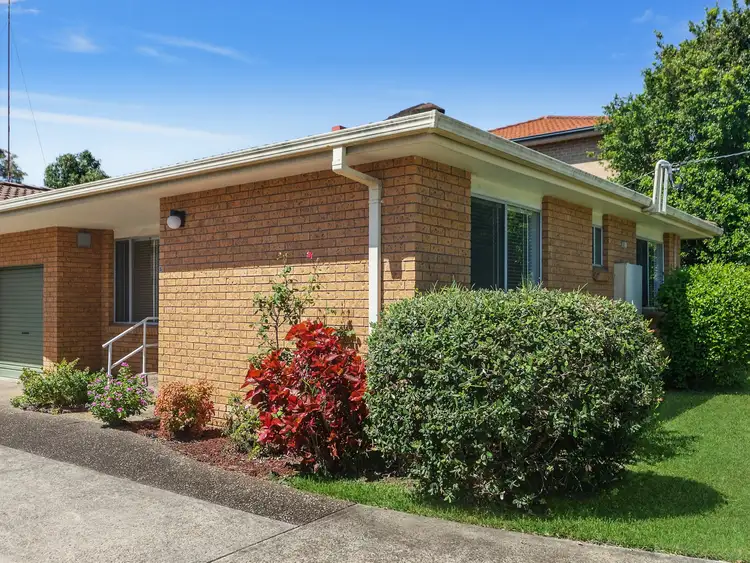 Second view of Homely villa listing, 5/24-26 Oakland Avenue, The Entrance NSW 2261