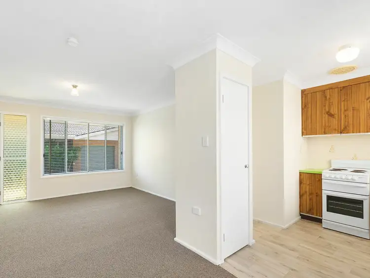 Third view of Homely villa listing, 5/24-26 Oakland Avenue, The Entrance NSW 2261