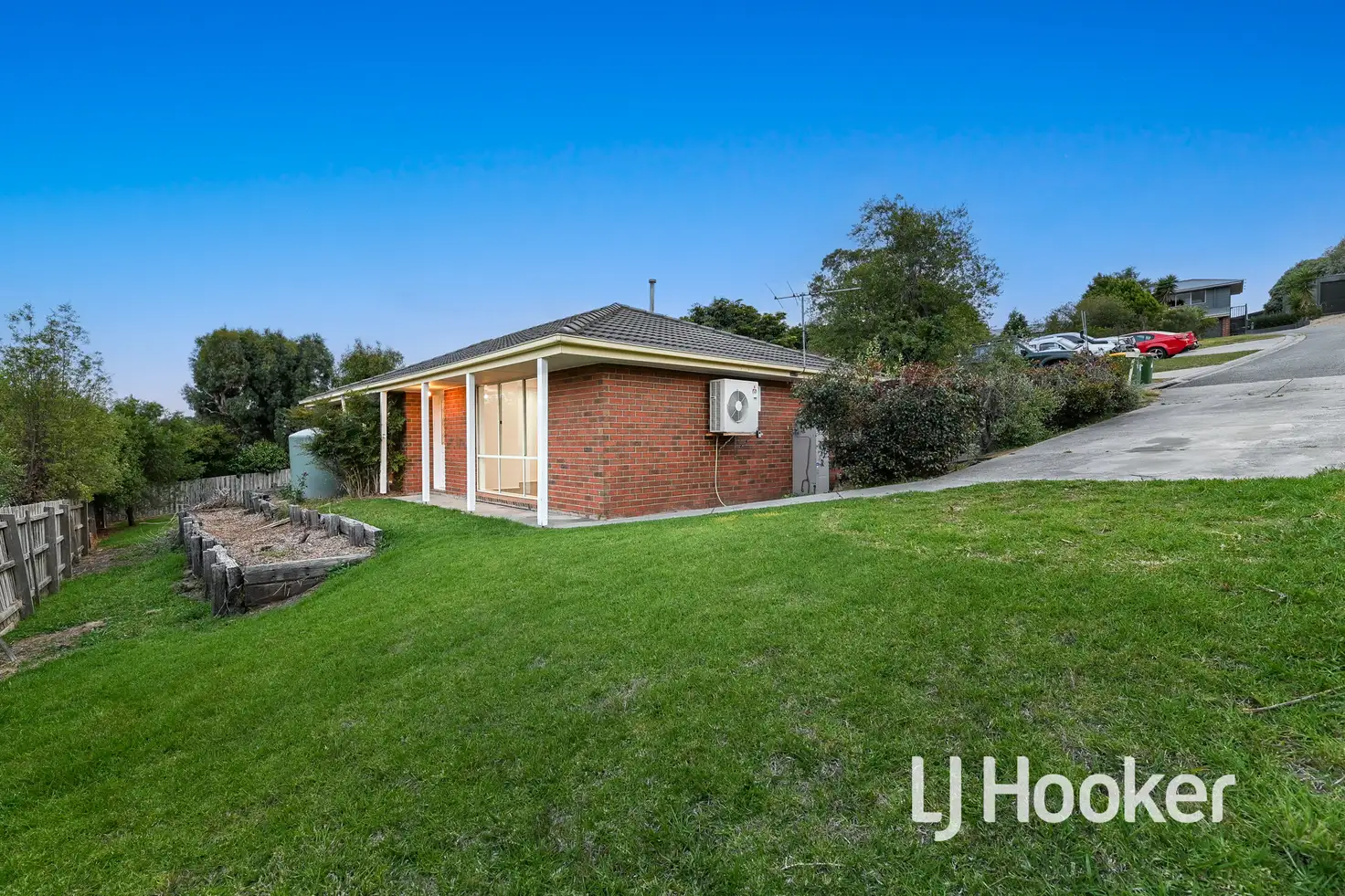 Main view of Homely house listing, 1 Earle Close, Pakenham VIC 3810