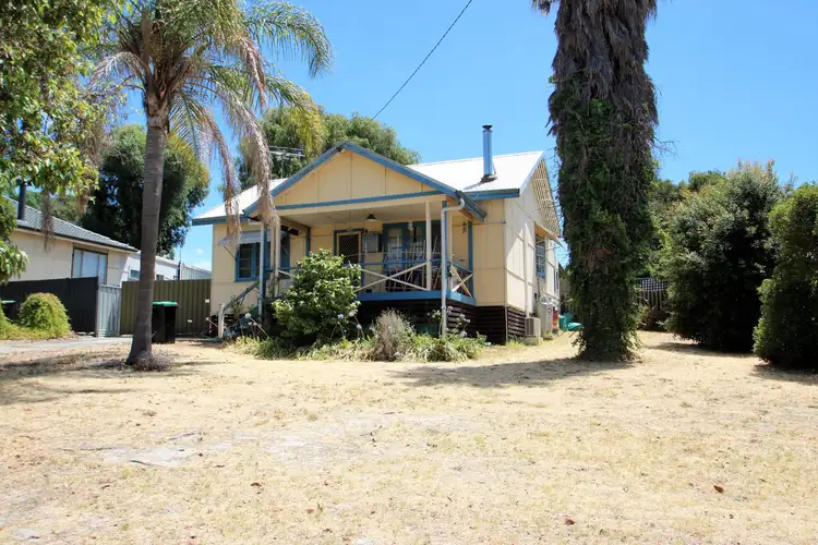 49 Atkinson Street, Collie WA 6225