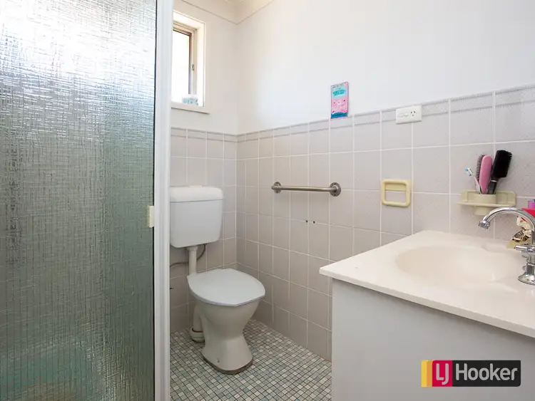 Fifth view of Homely unit listing, 8/4 Anne Street, South Tamworth NSW 2340