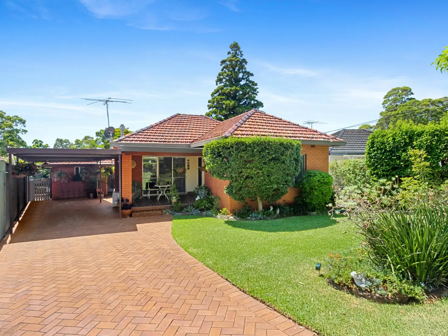 Main view of Homely house listing, 8 Georges Crescent, Roselands NSW 2196