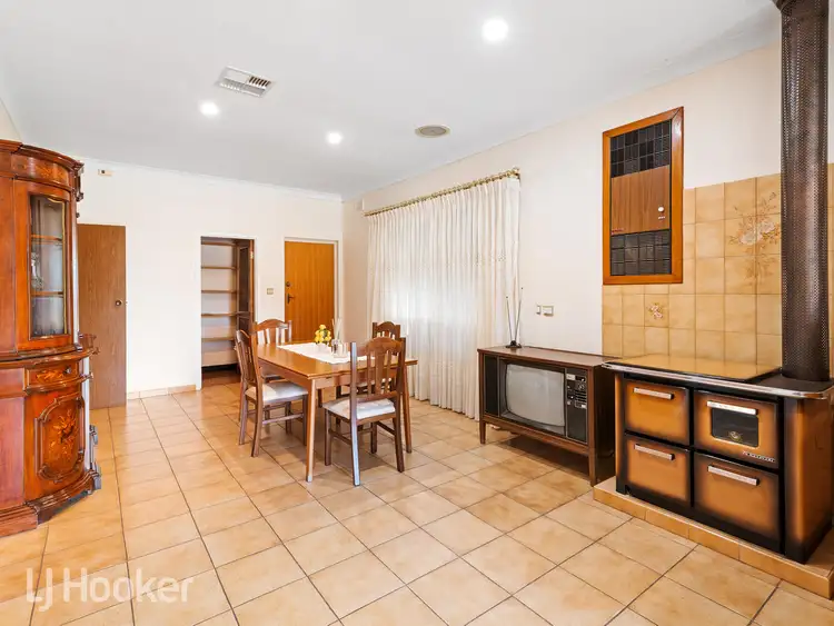 Sixth view of Homely house listing, 10 Markwick Crescent, Campbelltown SA 5074