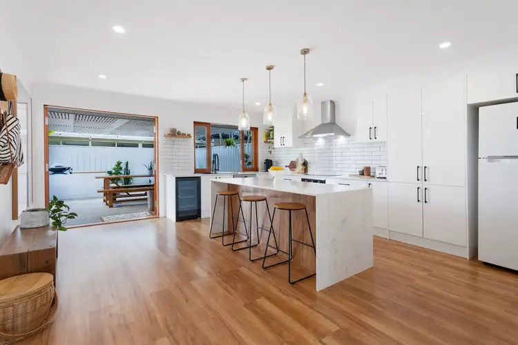 2/24 Montezuma Drive, Burleigh Waters QLD 4220