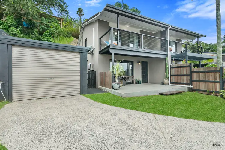 Second view of Homely semi-detached listing, 1/33 Bimbadeen Avenue, Banora Point NSW 2486