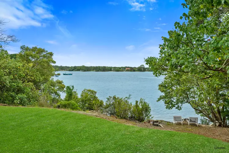 Third view of Homely semi-detached listing, 1/33 Bimbadeen Avenue, Banora Point NSW 2486