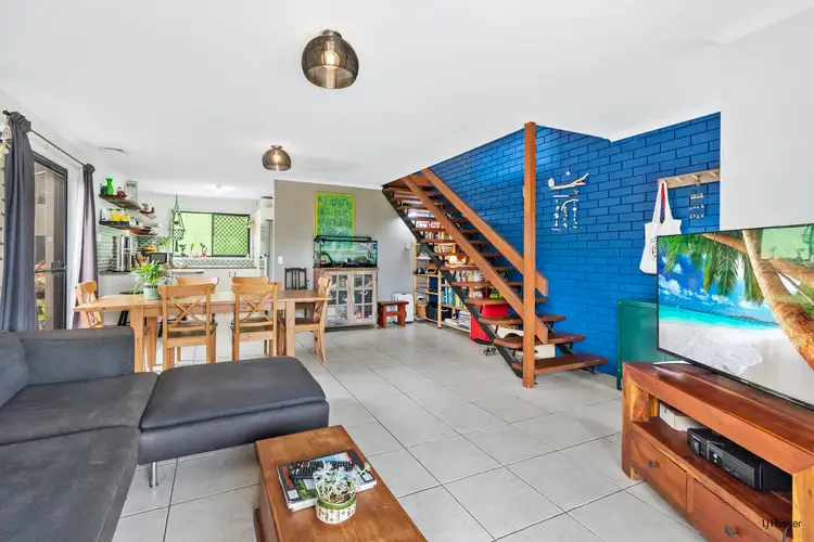 Fourth view of Homely semi-detached listing, 1/33 Bimbadeen Avenue, Banora Point NSW 2486