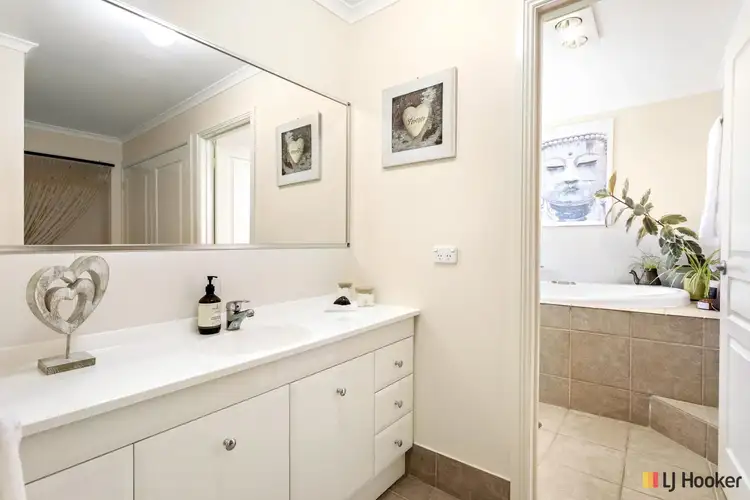 Fifth view of Homely house listing, 10 Hyland Drive, Bungendore NSW 2621