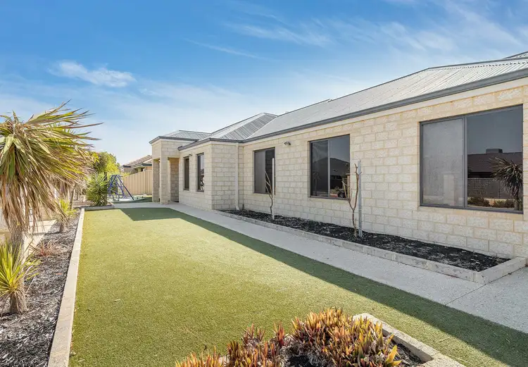 Fourth view of Homely house listing, 2 Hillsborough Parkway, Ridgewood WA 6030