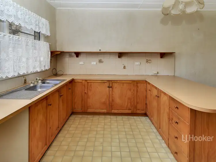Third view of Homely house listing, 34 Dawson Street, Bairnsdale VIC 3875