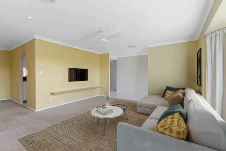 Second view of Homely house listing, 8 Isobell Court, Wellington Point QLD 4160
