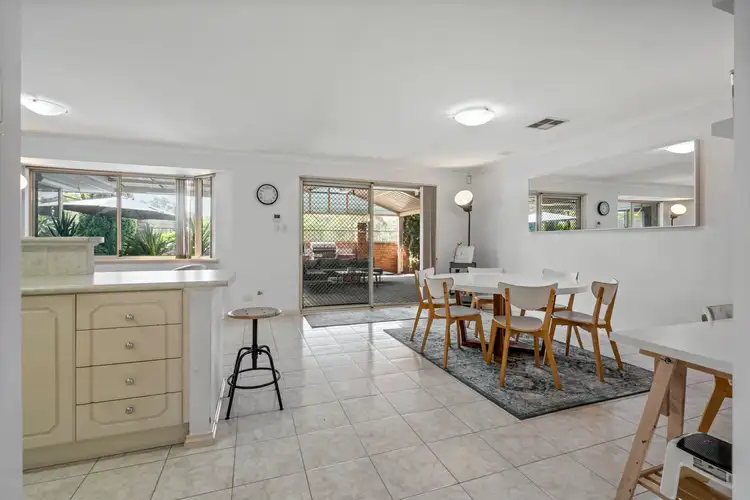Fifth view of Homely villa listing, 22/7 Lester Drive, Thornlie WA 6108