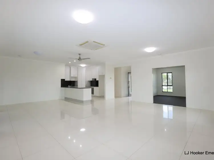 Fifth view of Homely house listing, 8 Moriarty Street, Emerald QLD 4720
