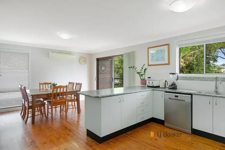 Fourth view of Homely house listing, 16 Wadalba Avenue, Lake Haven NSW 2263
