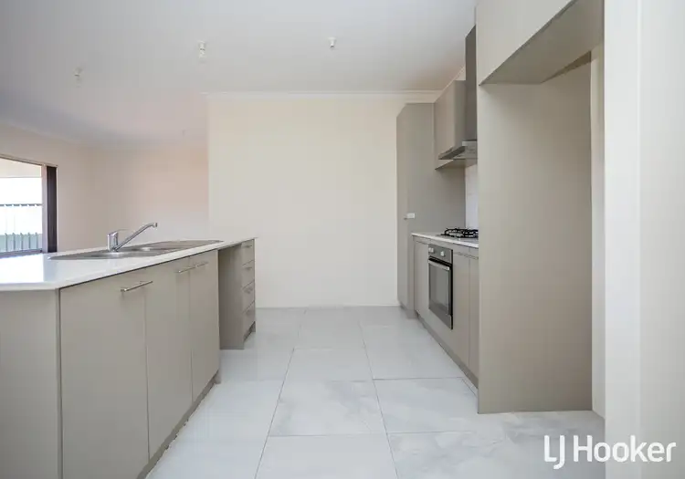 Fourth view of Homely house listing, 37 Mannikin Way, Maddington WA 6109