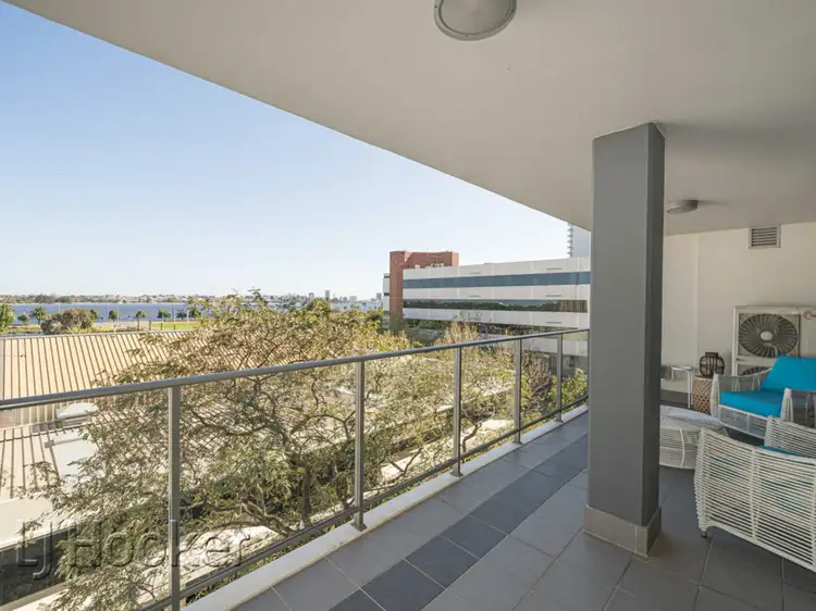 10/18 Plain Street, East Perth WA 6004