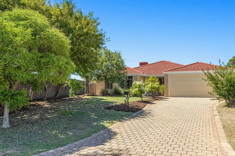 13 Greencroft Gardens, Warnbro WA 6169