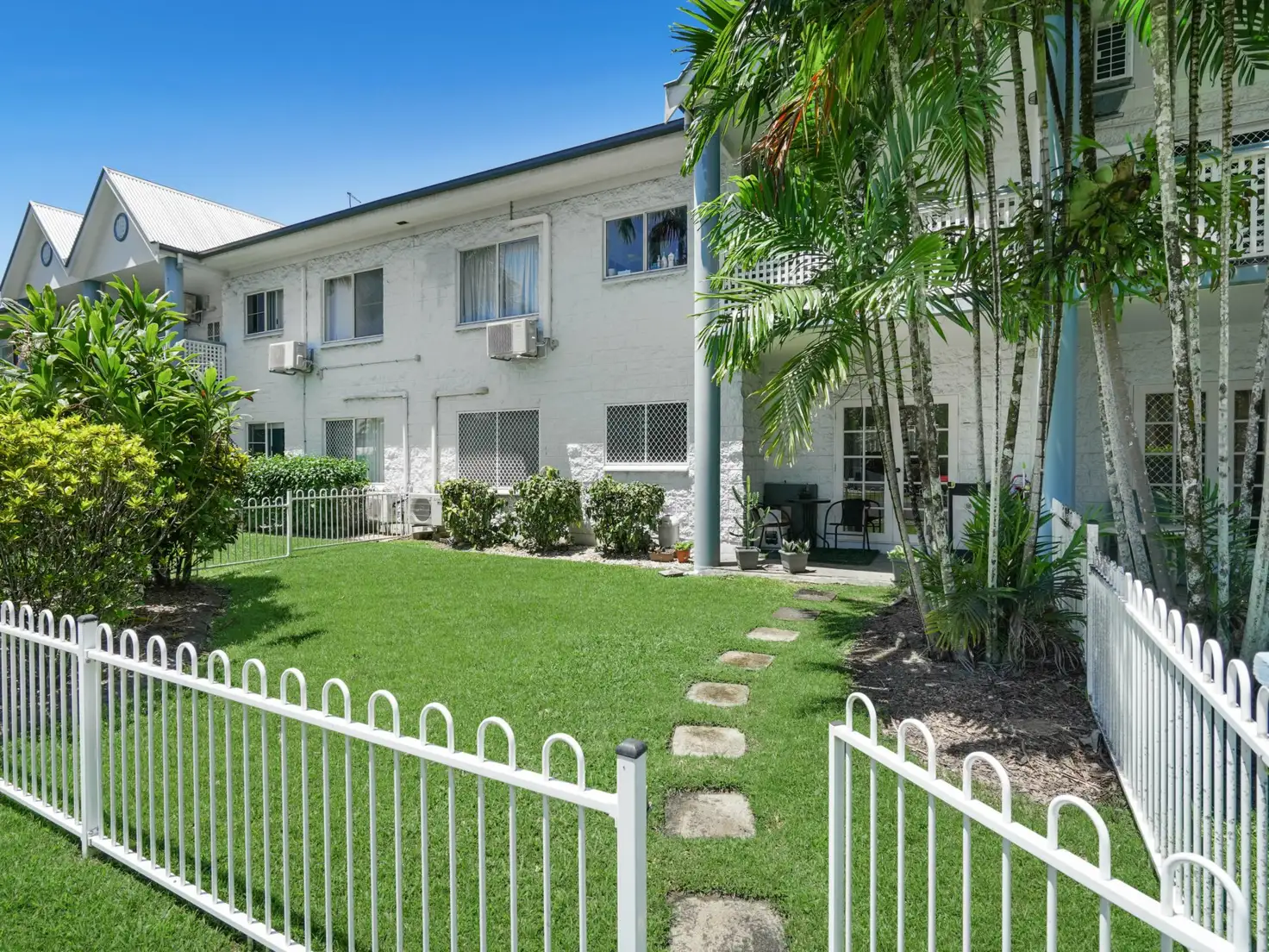 Main view of Homely unit listing, 3/3-5 Springfield Crescent, Manoora QLD 4870