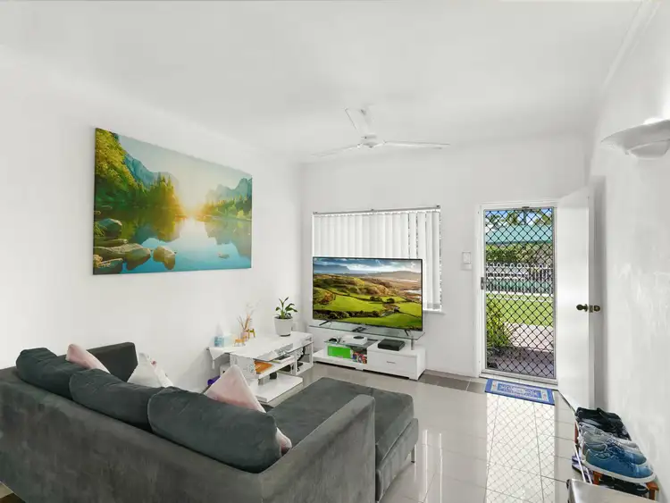 Second view of Homely unit listing, 3/3-5 Springfield Crescent, Manoora QLD 4870