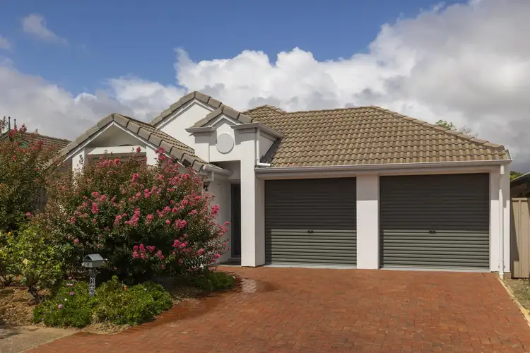 4 Kenmay Avenue, Mitchell Park SA 5043