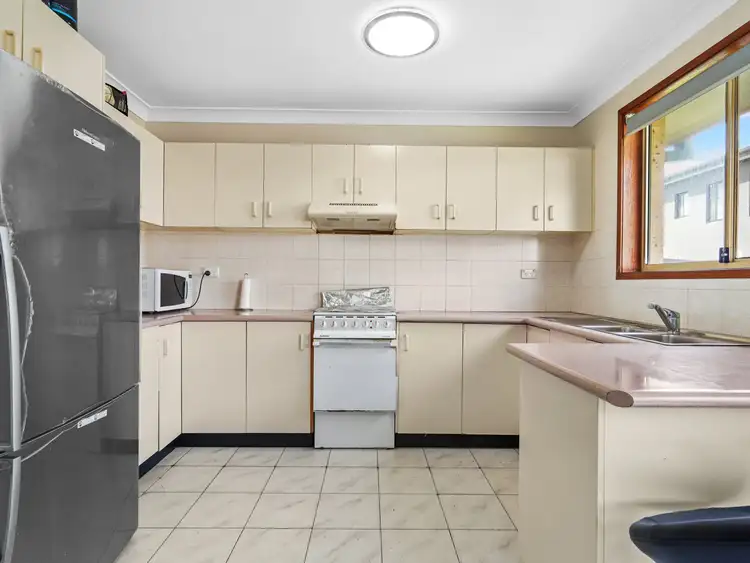 Fifth view of Homely townhouse listing, 2/20-22 Thelma Street, Lurnea NSW 2170