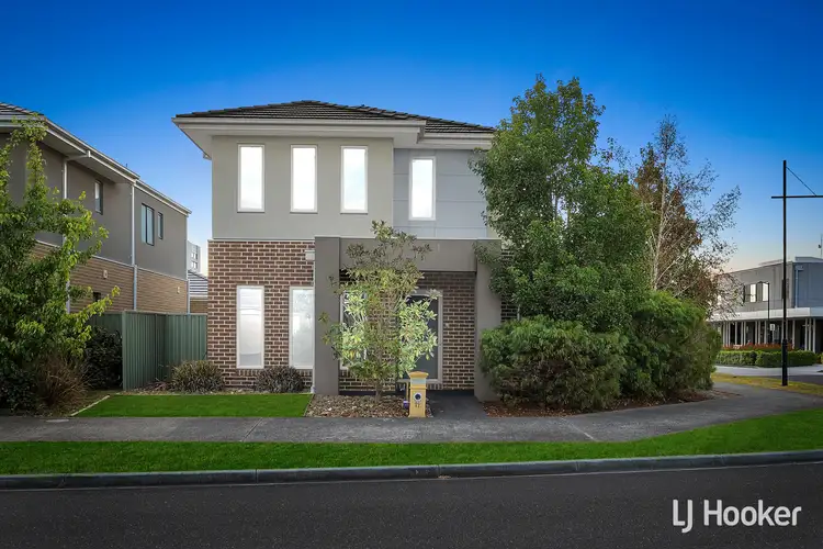 11 Golden Green Street, Pakenham VIC 3810