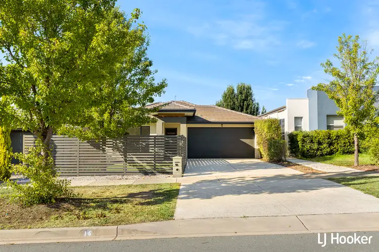 16 Ronald Walker Street, Casey ACT 2913