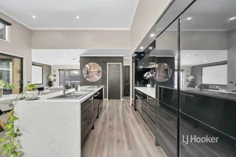 Sixth view of Homely house listing, 22 Walton Loop, Point Cook VIC 3030