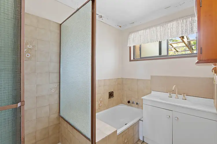 Sixth view of Homely house listing, 1 Ziegenfusz Road, Thornlands QLD 4164