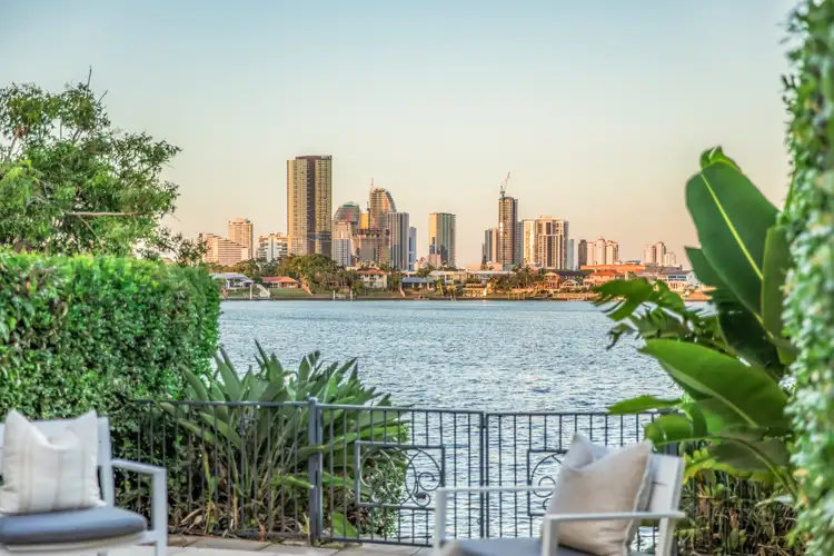 187 Markeri Street, Mermaid Waters QLD 4218