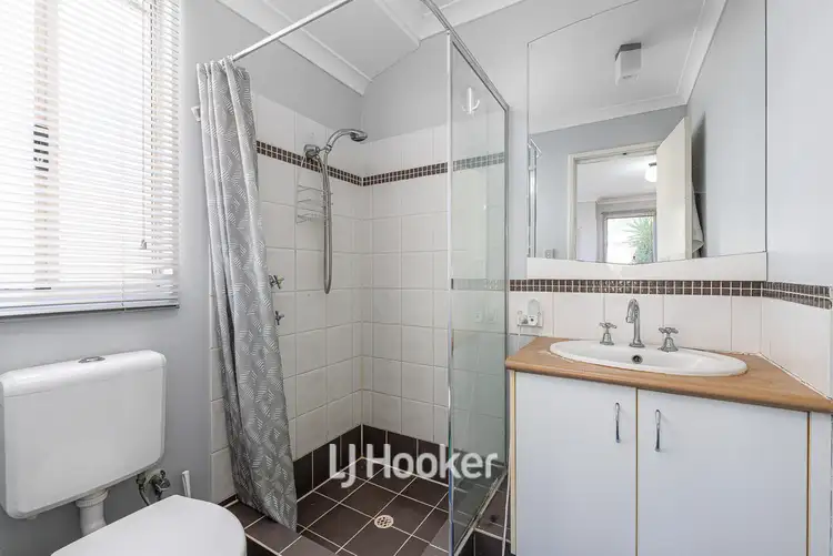 Seventh view of Homely house listing, 16 Meredith Way, Usher WA 6230