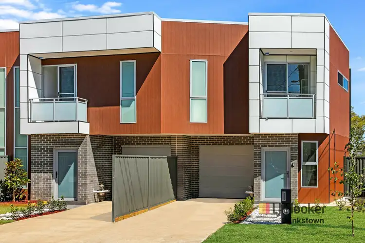 Main view of Homely townhouse listing, 3/6 Kalimna street, Moorebank NSW 2170