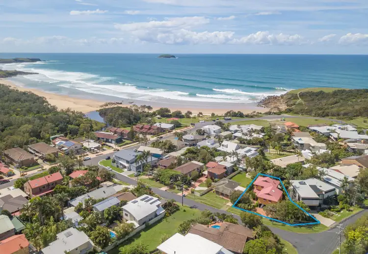 11 Flagstaff Avenue, Emerald Beach NSW 2456