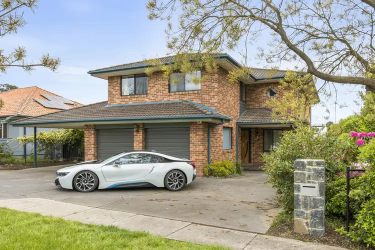 2 Hamilton Row, Yarralumla ACT 2600