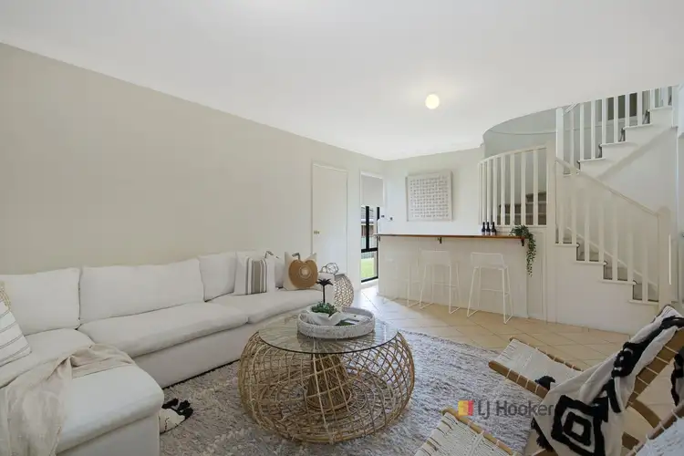 Fourth view of Homely house listing, 8 Swindon Close, Lake Haven NSW 2263