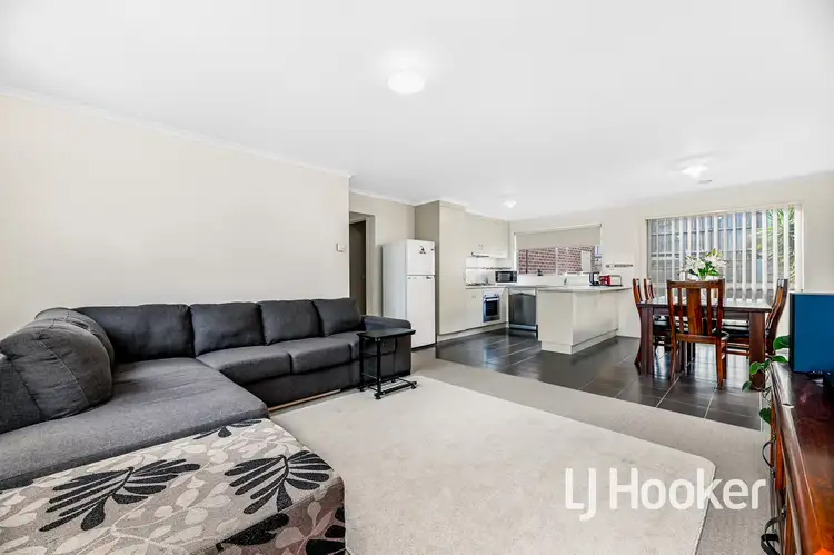 Fourth view of Homely unit listing, 10/8 McClenaghan Place, Pakenham VIC 3810