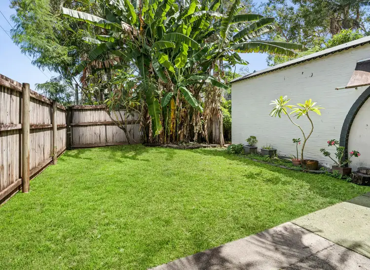 1/25 Bouganvillea Street, Holloways Beach QLD 4878