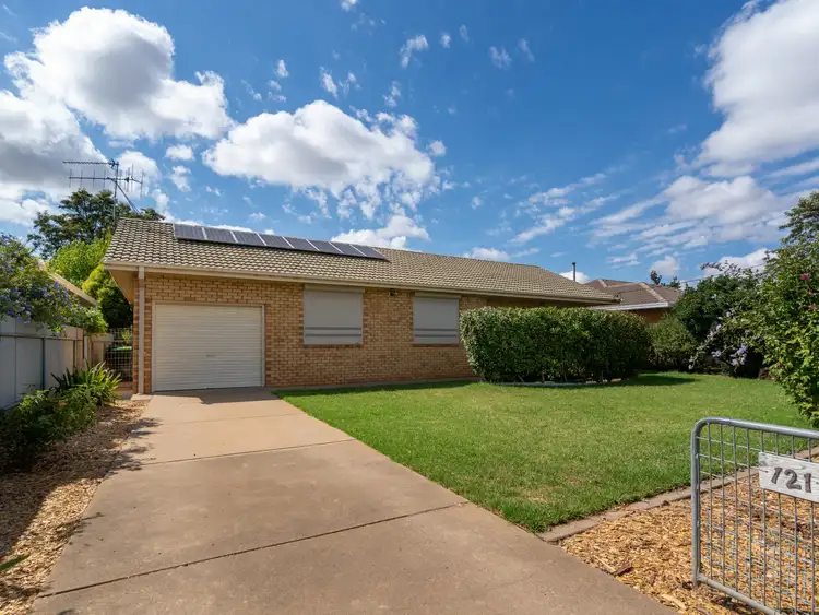 Second view of Homely house listing, 121 Temoin Street, Narromine NSW 2821