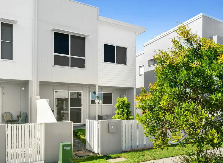 17 Adrian Circuit, Nirimba QLD 4551