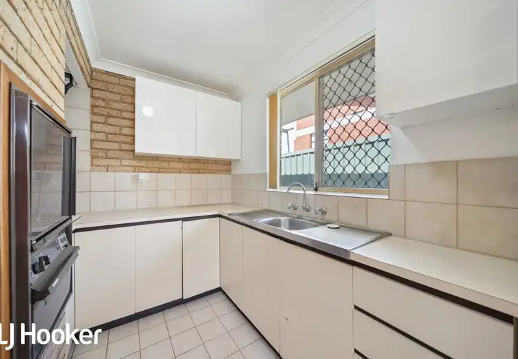 Sixth view of Homely villa listing, 4/43 Sunbury Road, Victoria Park WA 6100