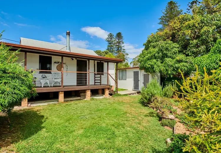 27 Church Street, Harrington NSW 2427