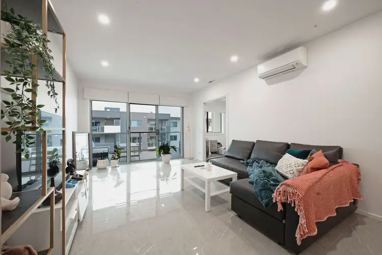 161/45 Catalano Street, Wright ACT 2611