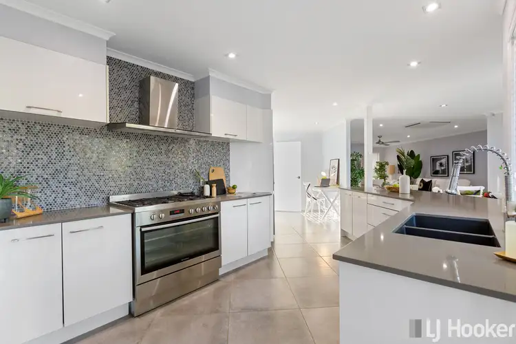 Sixth view of Homely house listing, 15 Julieanne Court, Cleveland QLD 4163