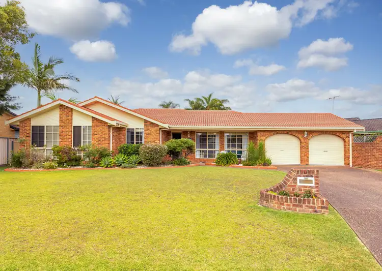 4 Newlan Court, Old Bar NSW 2430