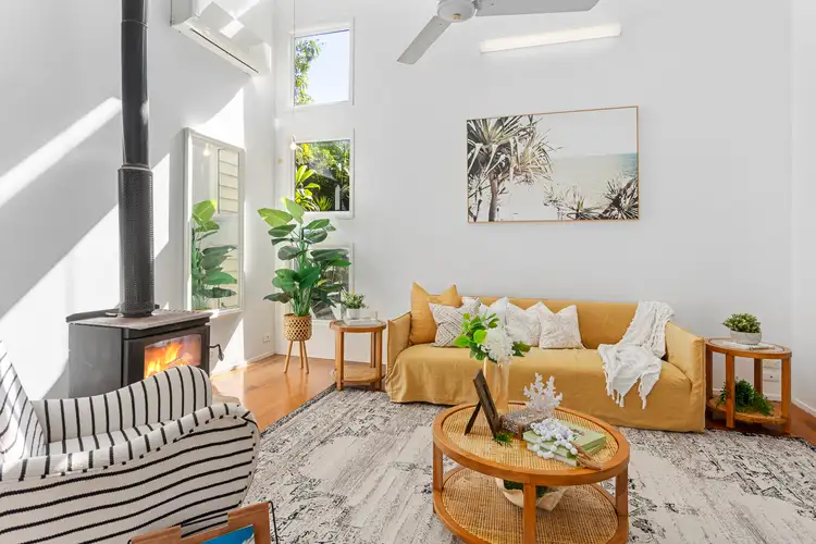 9 McCubbin Court, Burleigh Heads QLD 4220