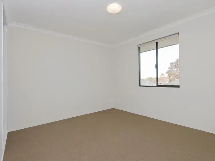 Seventh view of Homely townhouse listing, 7C Wyndham Street, St James WA 6102