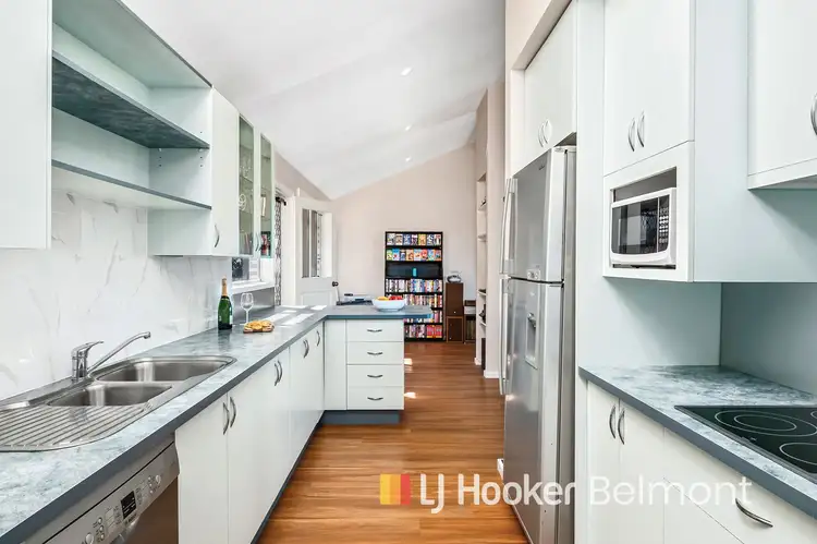Fifth view of Homely house listing, 8 Sharon Avenue, Jewells NSW 2280