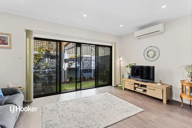 Fourth view of Homely townhouse listing, 7 Greenview Place, Blakeview SA 5114